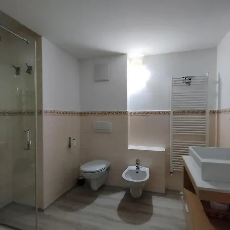 Apartment Mantellini 2a
