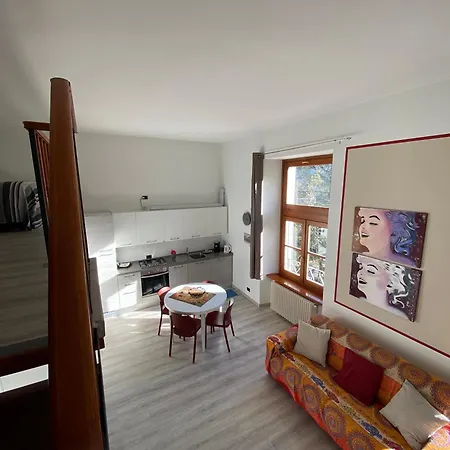 Apartment Mantellini 2a